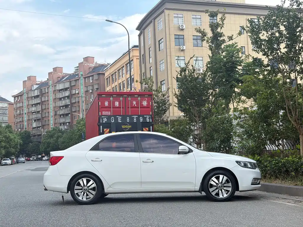 Kia Forte — миниатюра 5
