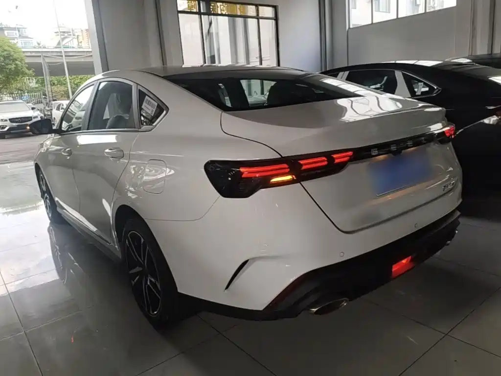 Geely Binrui — миниатюра 5