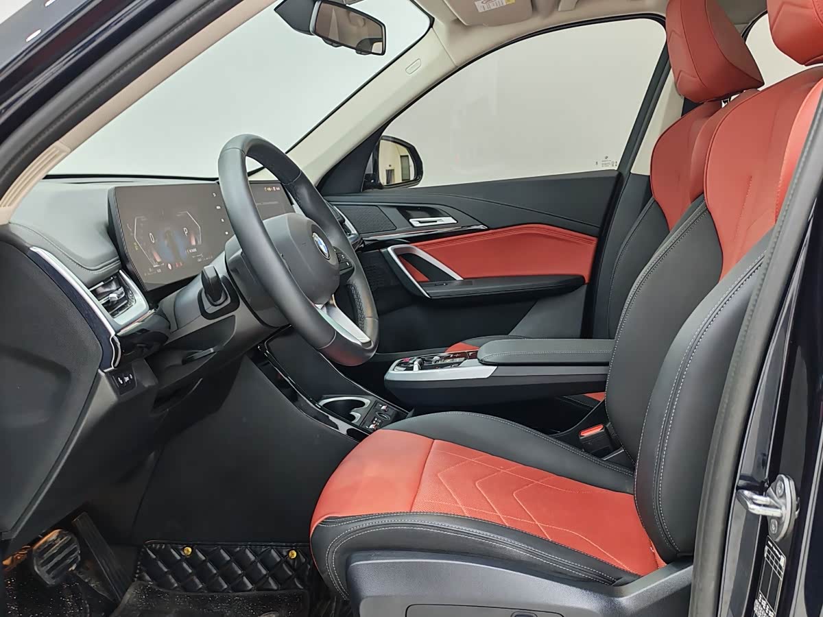 BMW X1 1.5 л 2024 г. Чёрный, пробег 10300 км