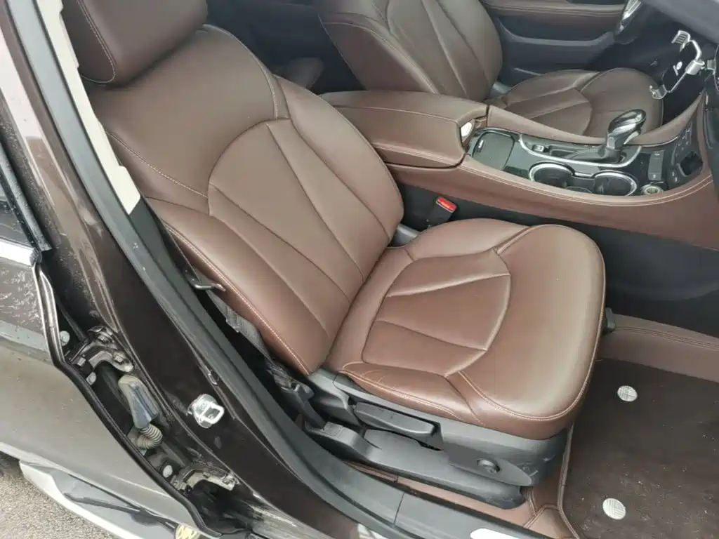 Buick Envision Plus — миниатюра 25