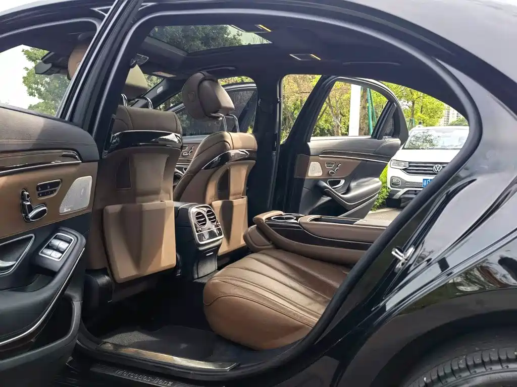 Mercedes-Benz S-Class — миниатюра 10