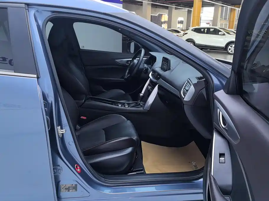 Mazda CX-4 — миниатюра 8