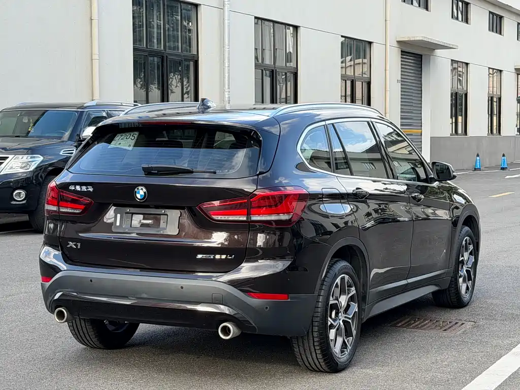 BMW X1 — миниатюра 5