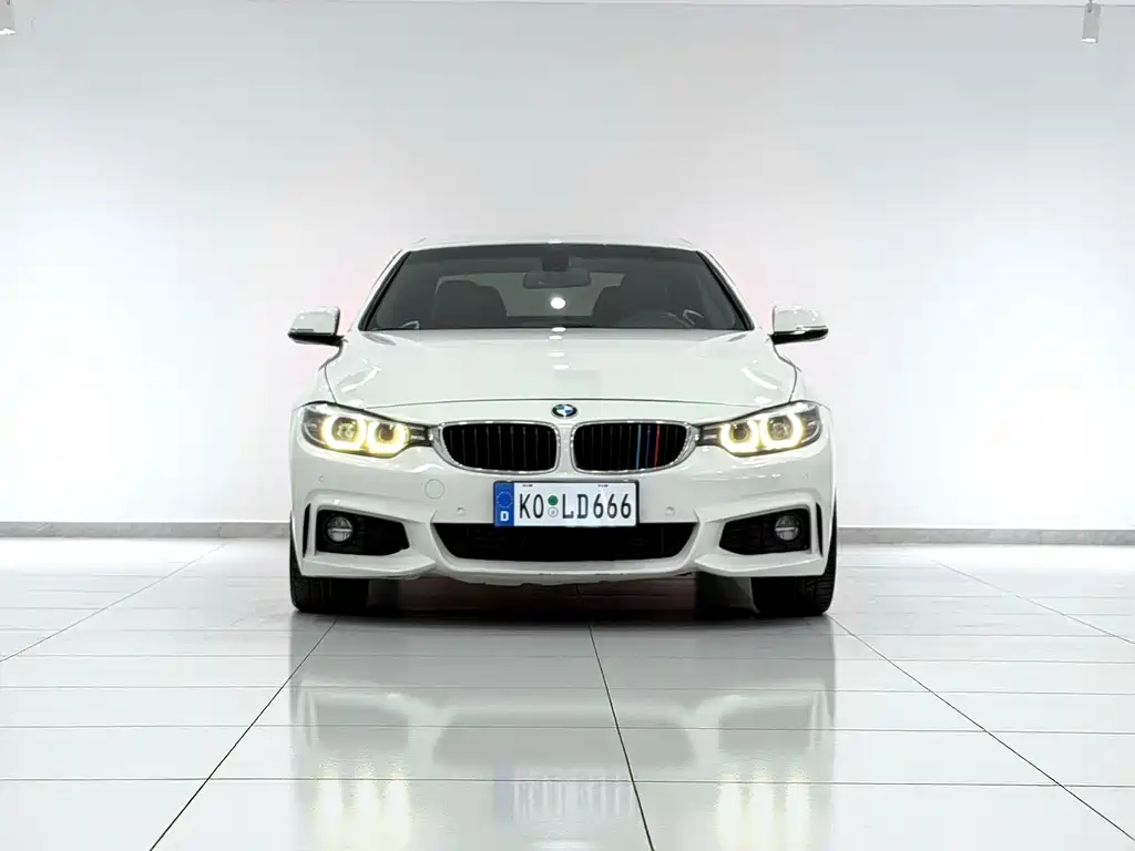 BMW 4 SERIES