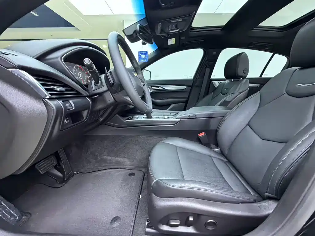Cadillac CT5 — миниатюра 4