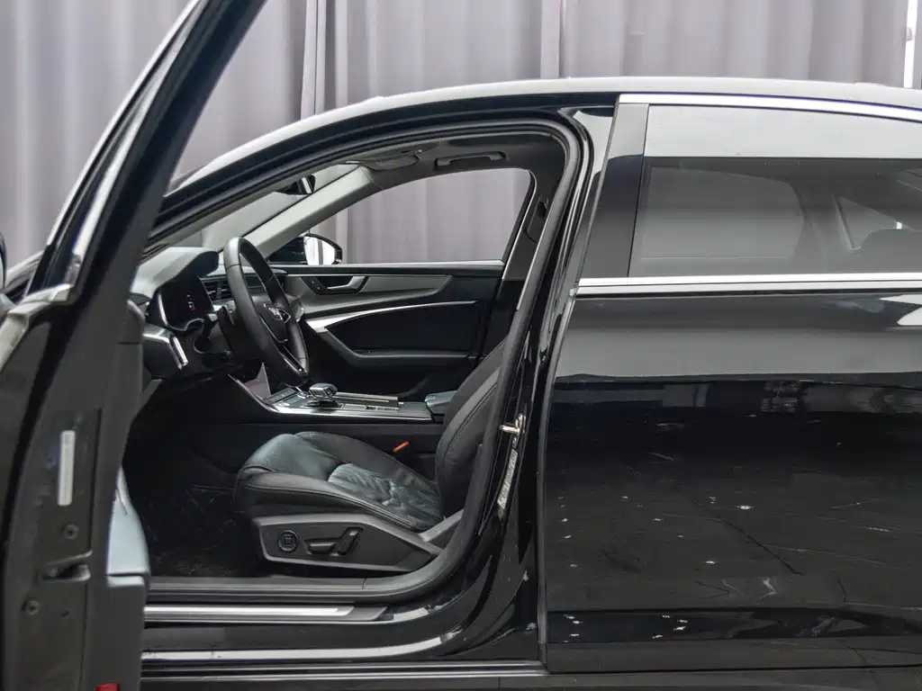 Audi A6L — миниатюра 5