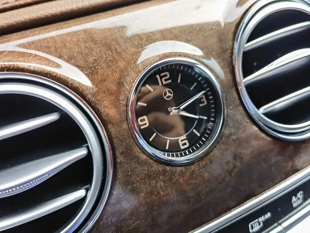 Mercedes-Benz S-Class — миниатюра 32