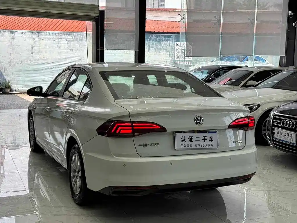Volkswagen Bora — миниатюра 5