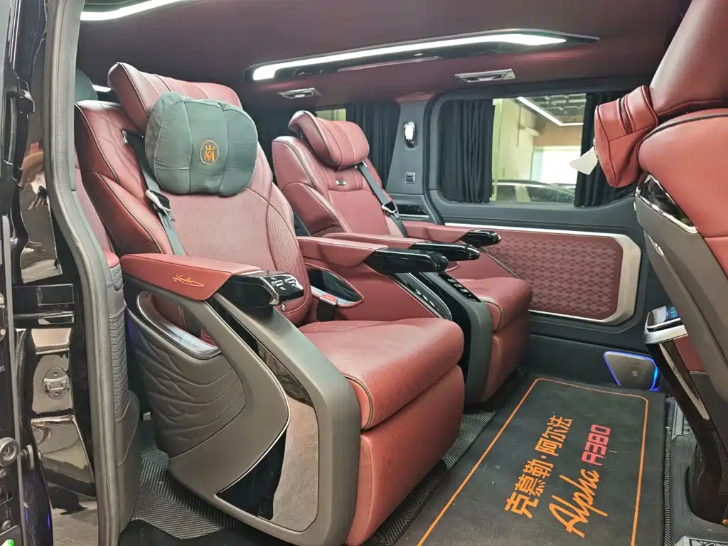 Toyota Hiace — миниатюра 13