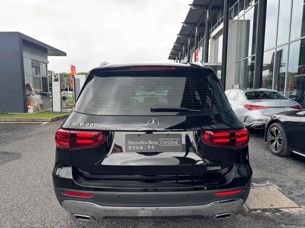 Mercedes-Benz GLB 2024 GLB 220