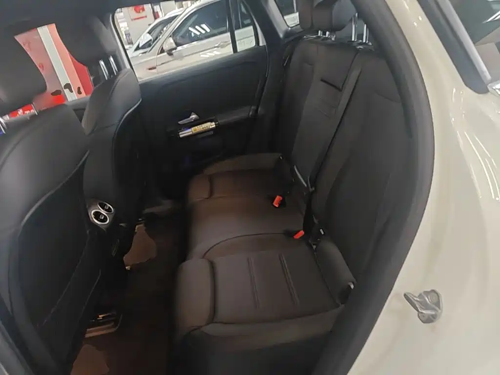 Mercedes-Benz EQA — миниатюра 17