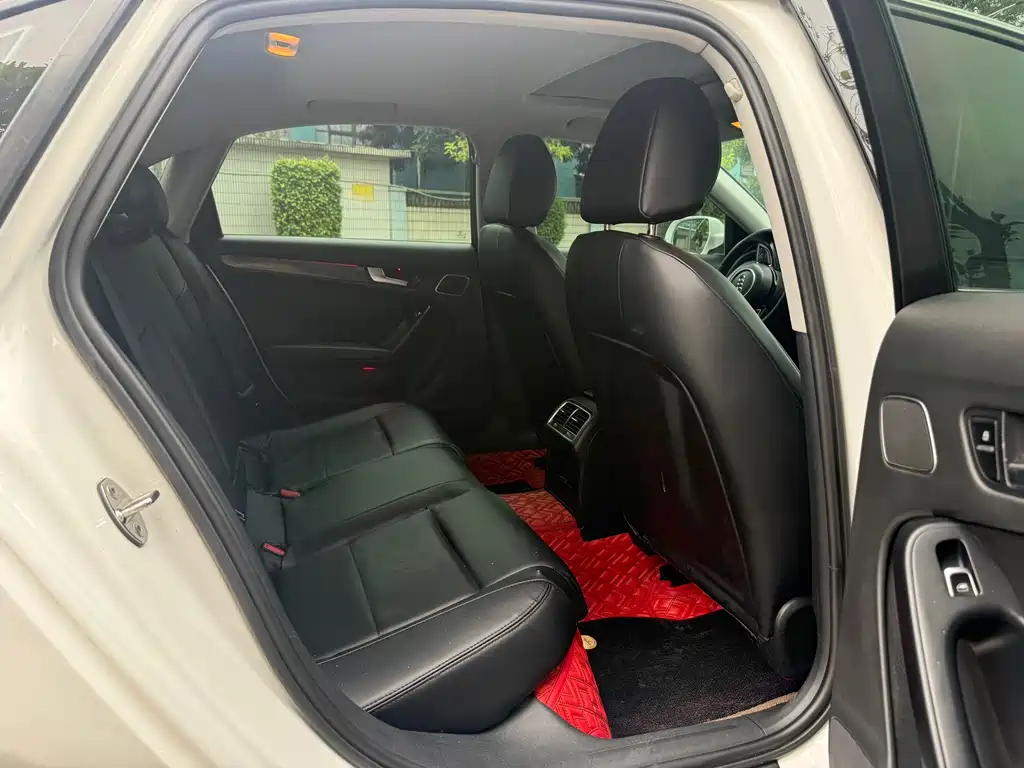 Audi A4L — миниатюра 5