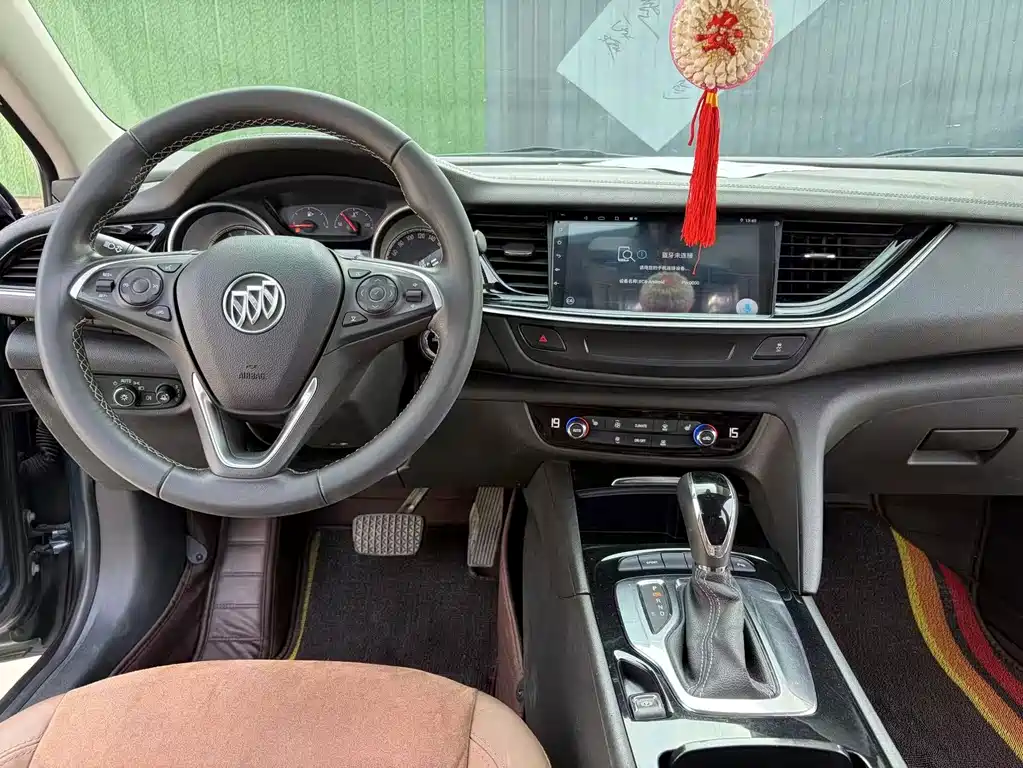 Buick Regal — миниатюра 11