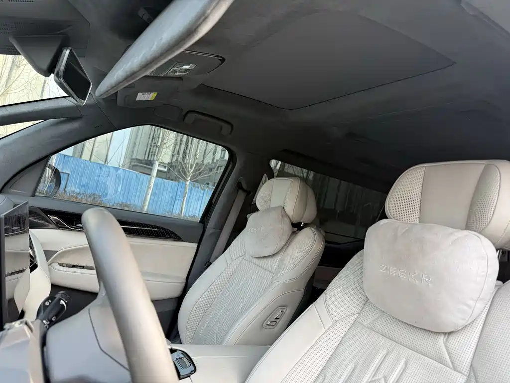 ZEEKR EXTREME KRYPTON 009