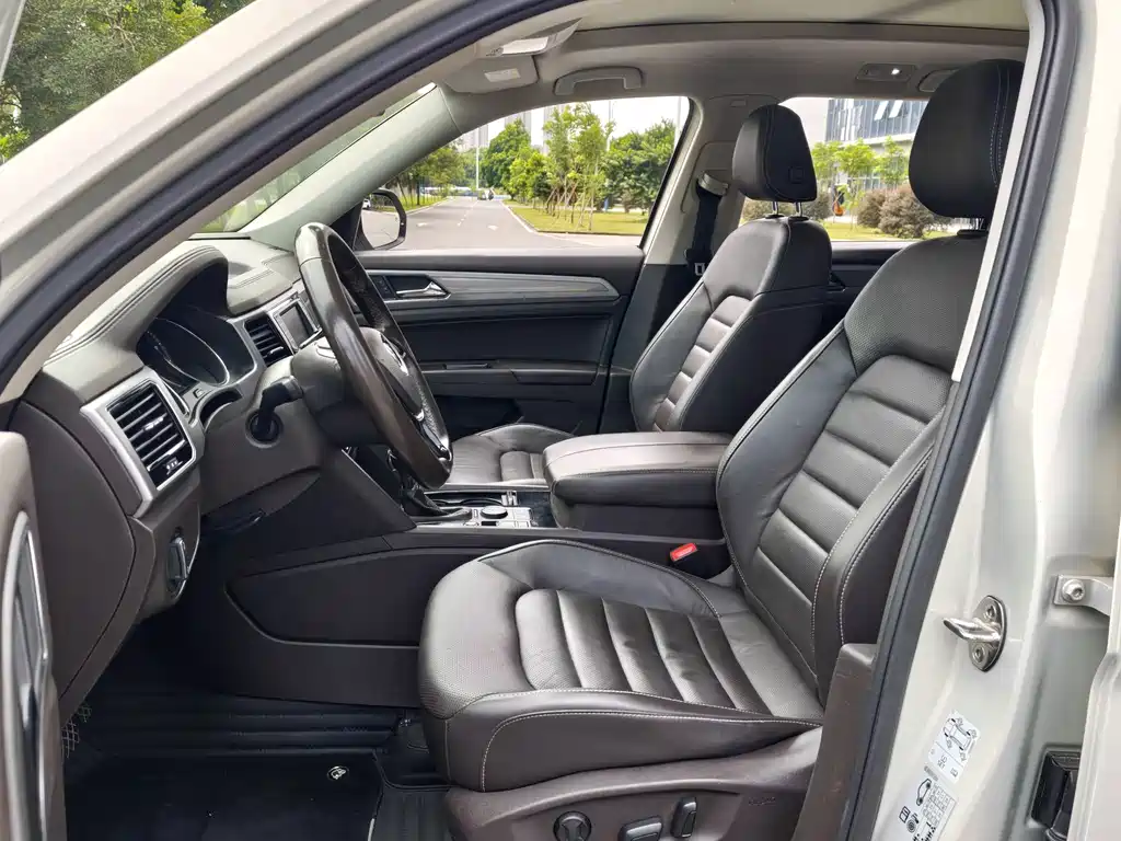 Volkswagen Teramont — миниатюра 6