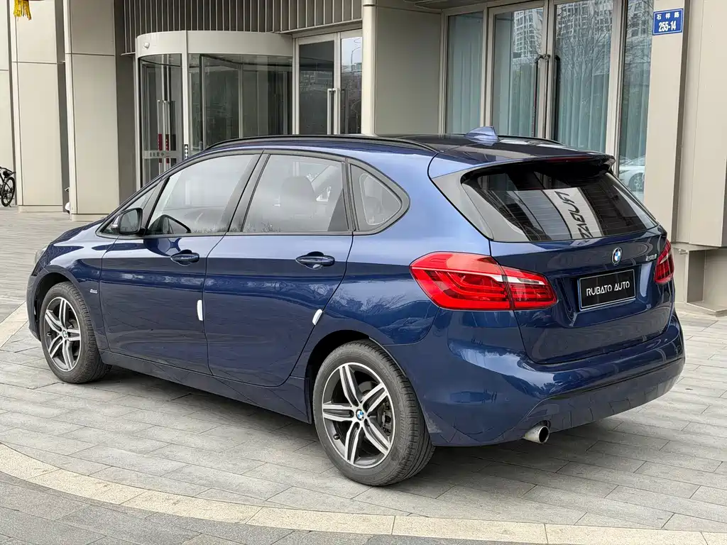 BMW 2 SERIES STATION WAGON