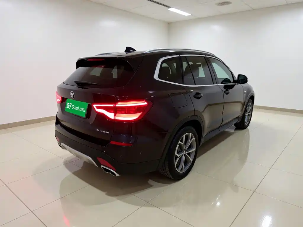 BMW X3 — миниатюра 6