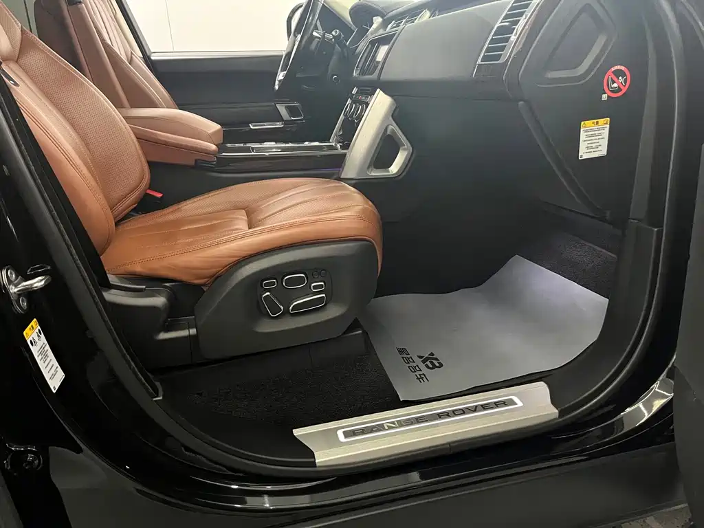 Land Rover Range Rover — миниатюра 11