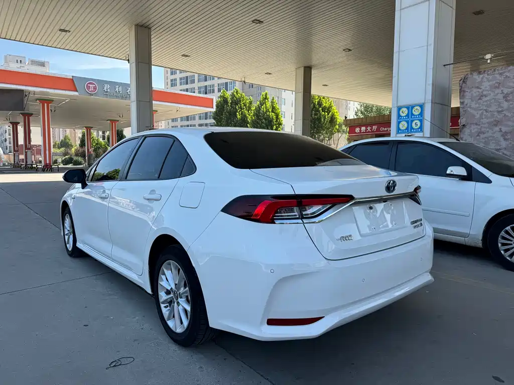 Toyota Corolla — миниатюра 15