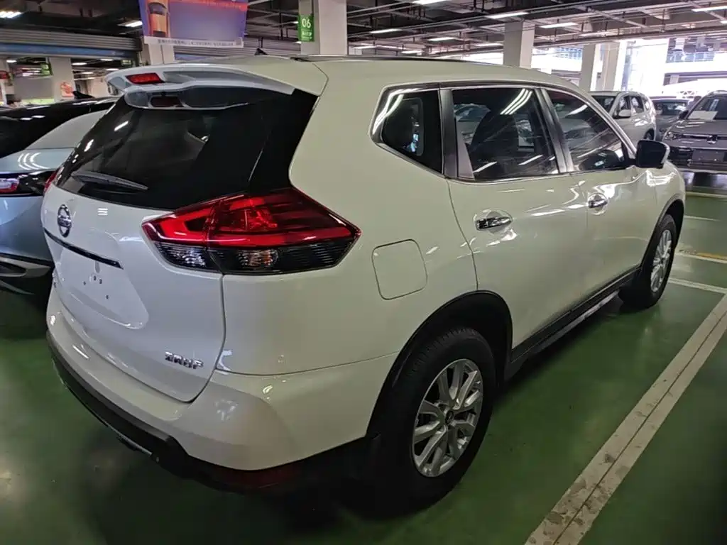Nissan X-Trail — миниатюра 7