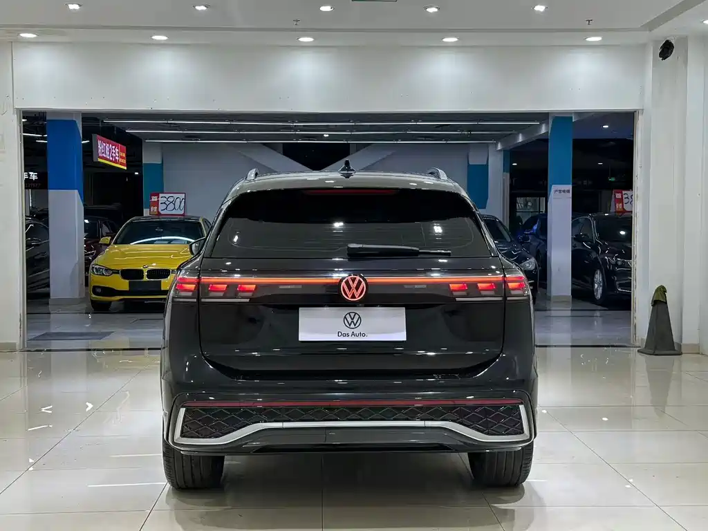 Volkswagen Tiguan L — миниатюра 8