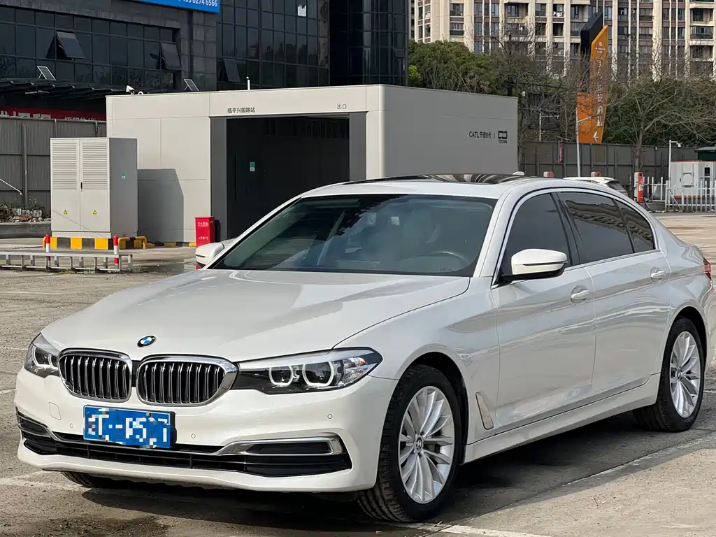 Купить BMW 5 Series