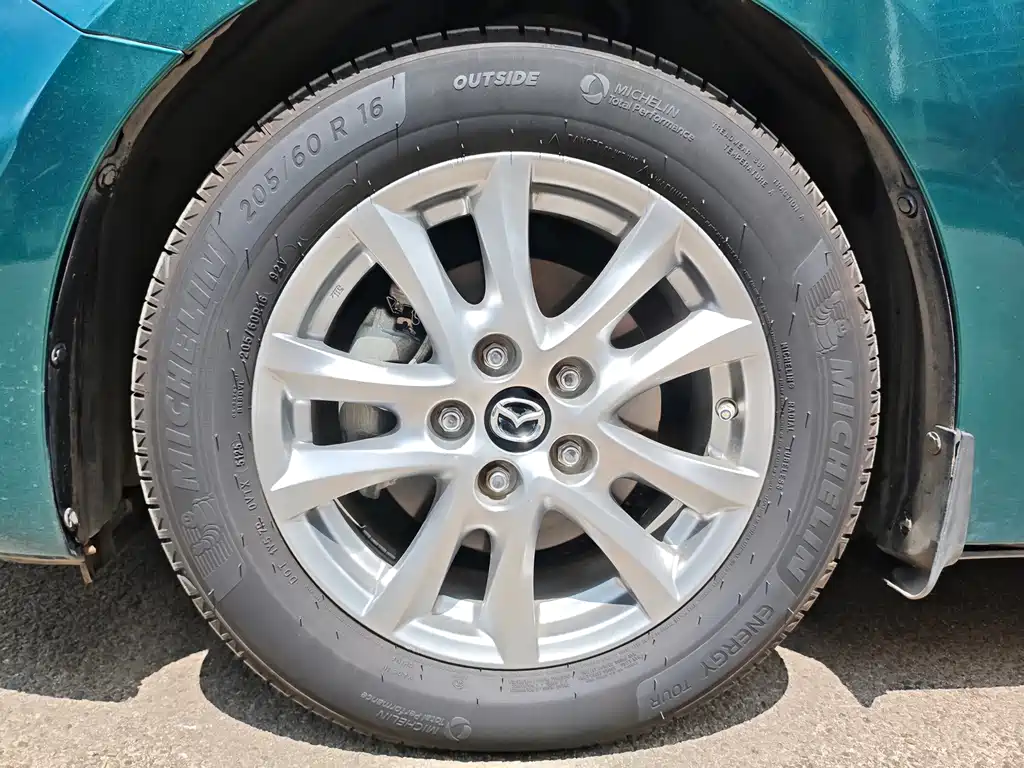 Mazda 3 Axela — миниатюра 12