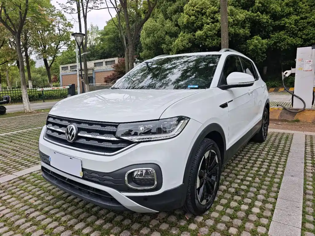 Volkswagen Tacqua 2022