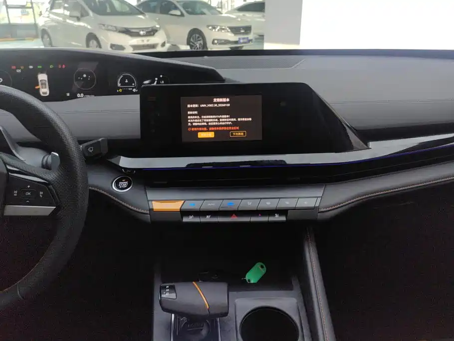Changan UNI-V — миниатюра 13
