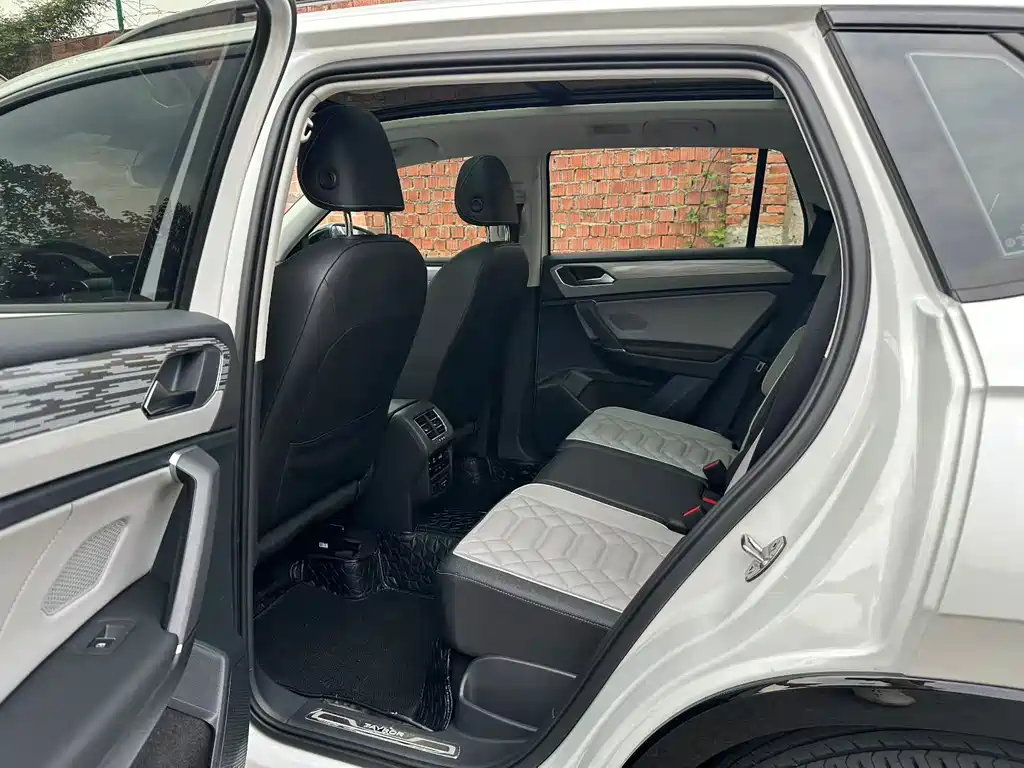 Volkswagen Tayron — миниатюра 5