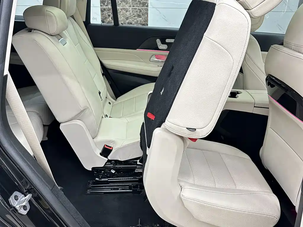 Mercedes-Benz GLS — миниатюра 16