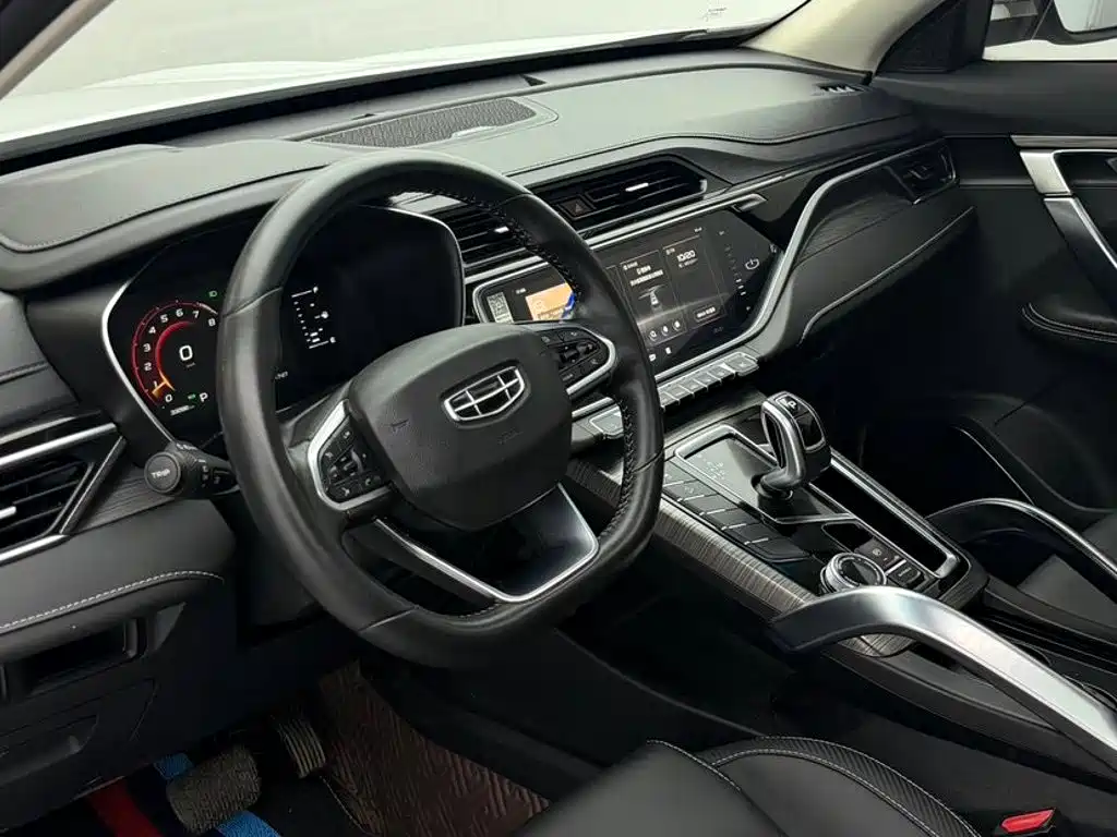 Geely Boyue — миниатюра 4