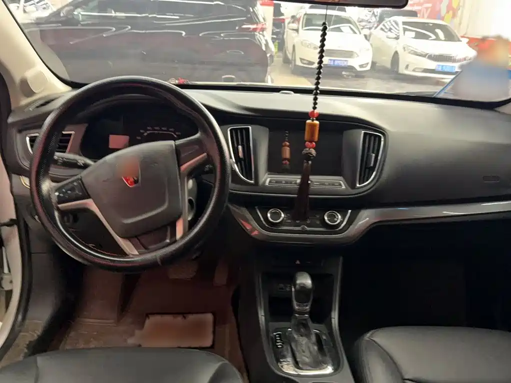 Roewe 360 — миниатюра 10