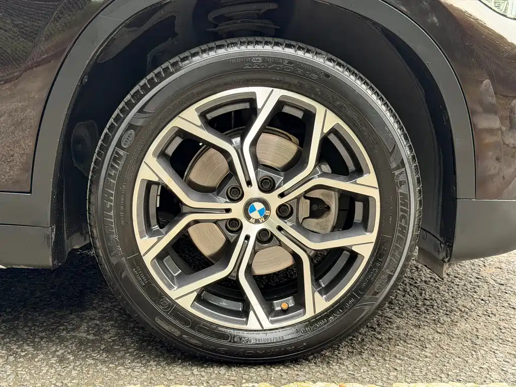 BMW X1 — миниатюра 5