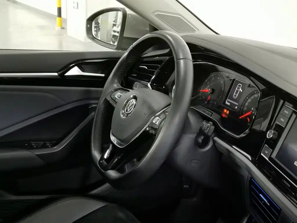 Volkswagen Sagitar — миниатюра 22