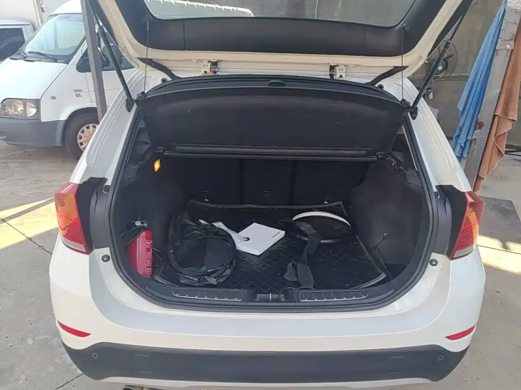 BMW X1 — миниатюра 19