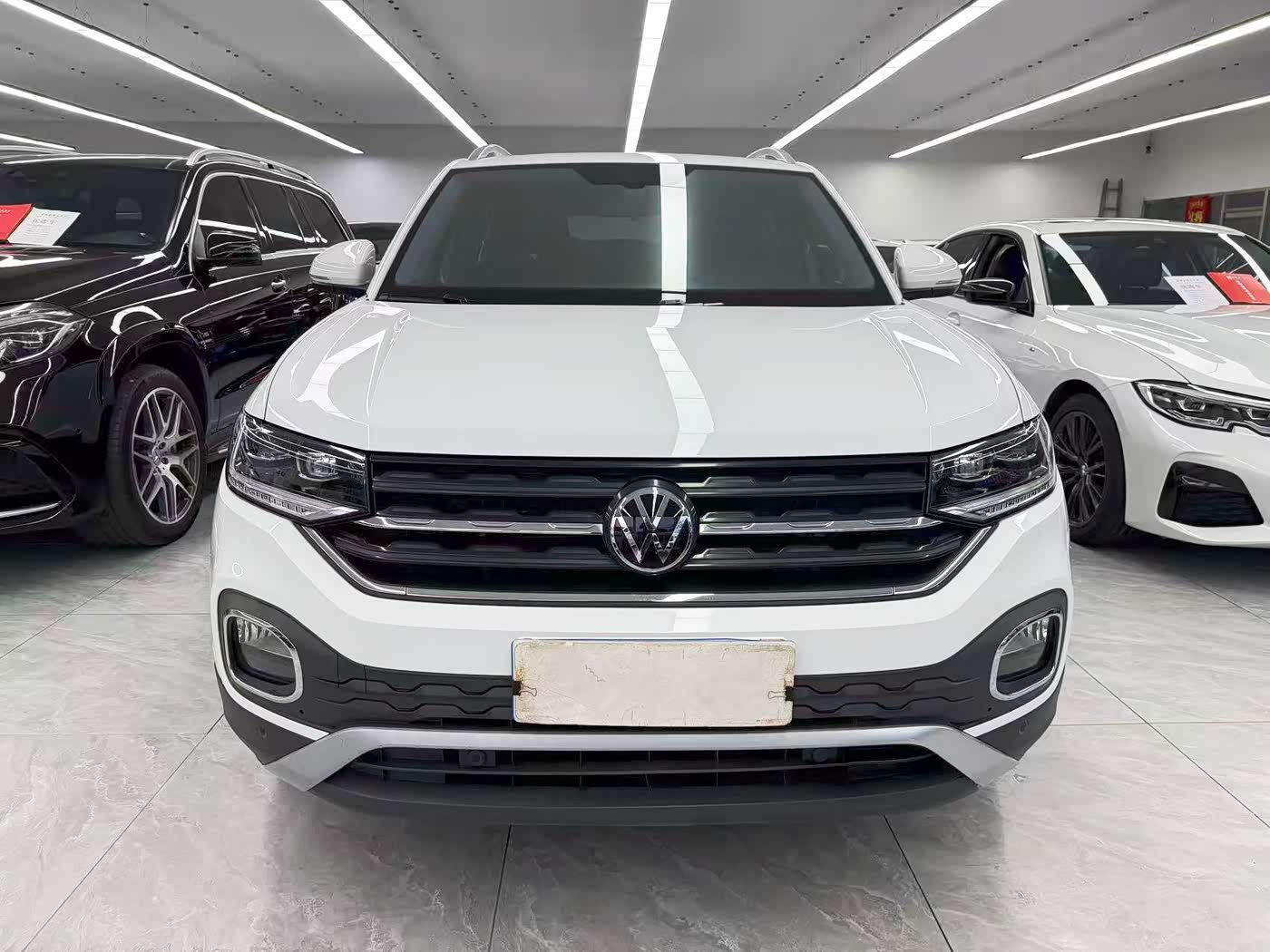 Volkswagen Tanying 1.5 л 2023 г. Белый, пробег 40000 км