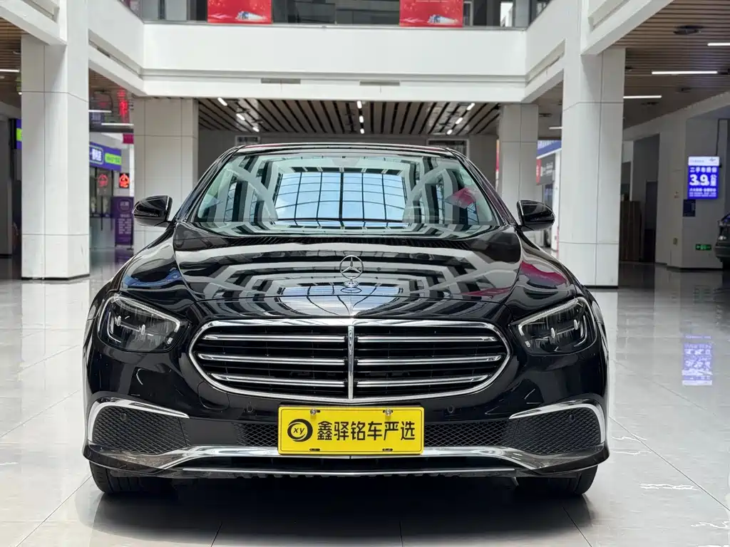 Mercedes-Benz E-Class — миниатюра 2
