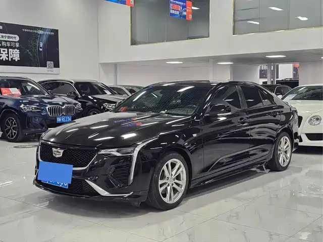 Cadillac CT4