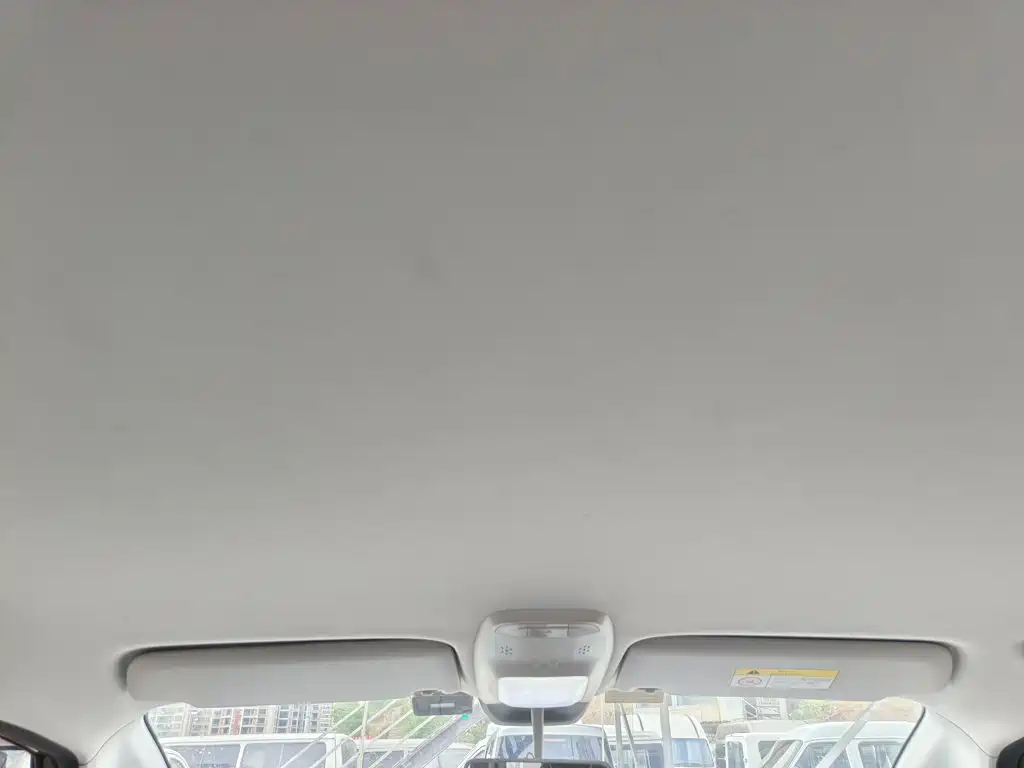 Baojun KiWi EV — миниатюра 18