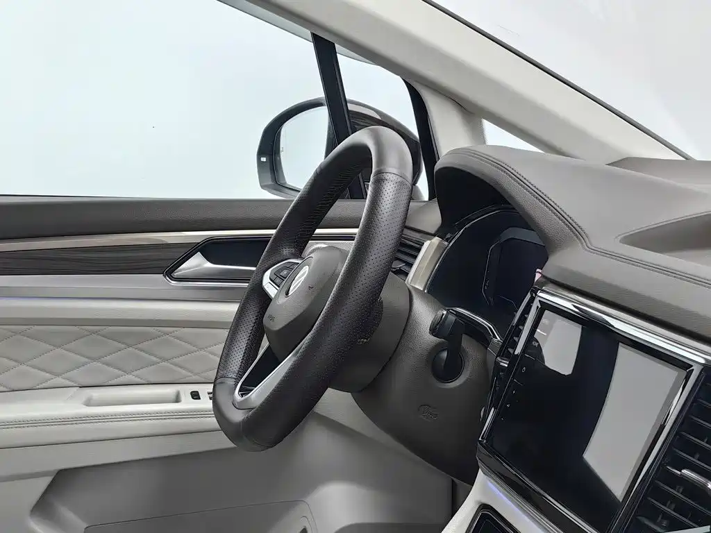 Volkswagen Viloran — миниатюра 22