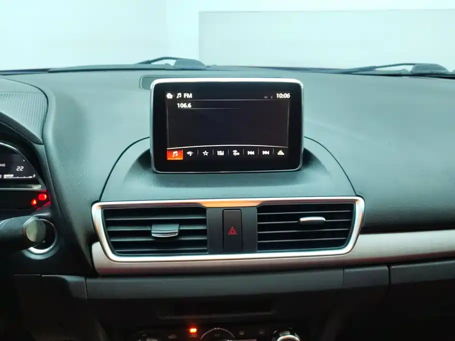 Mazda 3 Axela — миниатюра 13