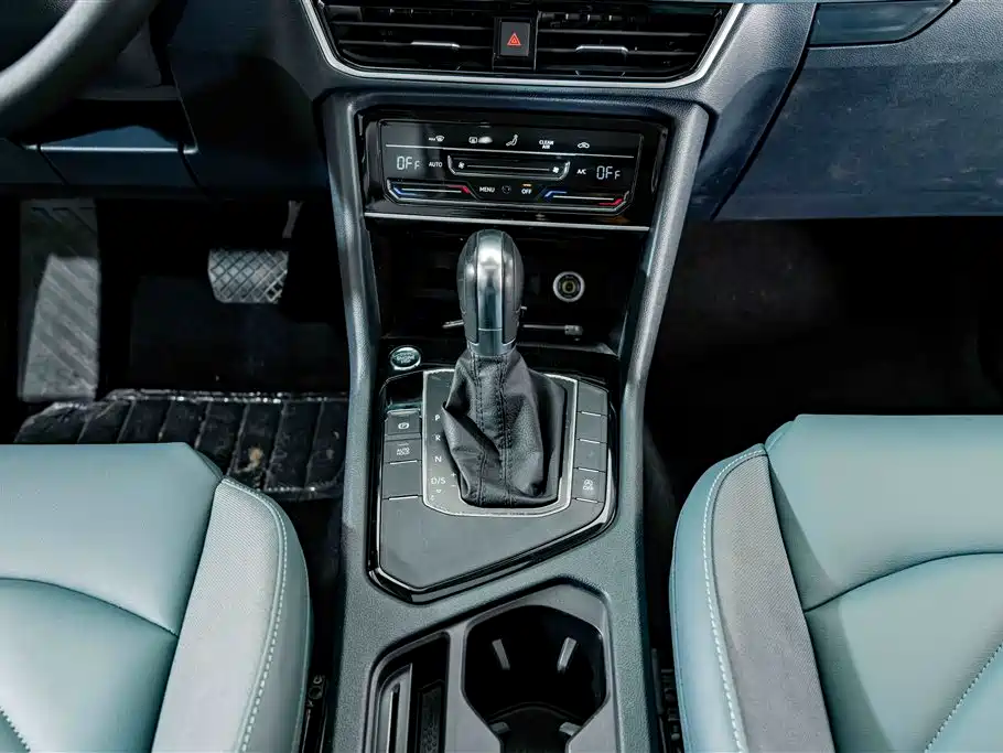 Volkswagen Tharu — миниатюра 12