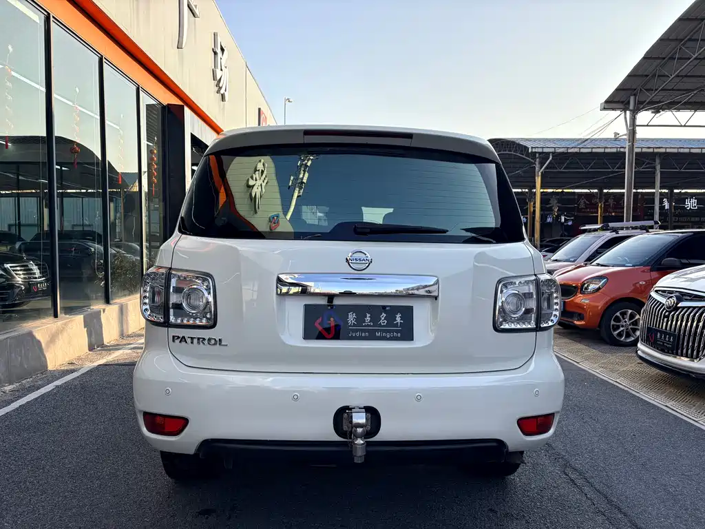 Nissan Patrol 2018 4.0L