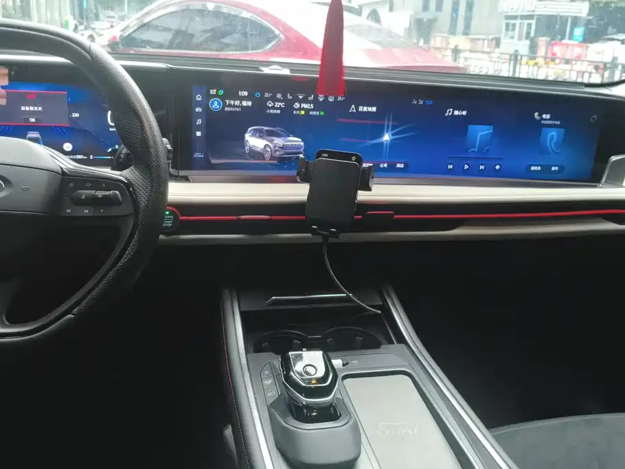 Ford Edge — миниатюра 16