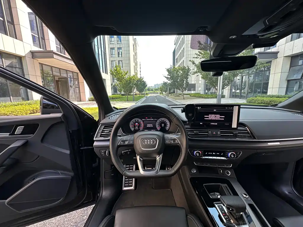 Audi Q5L — миниатюра 18
