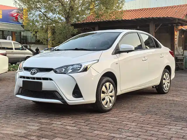 toyota yaris-l-to-enjoy