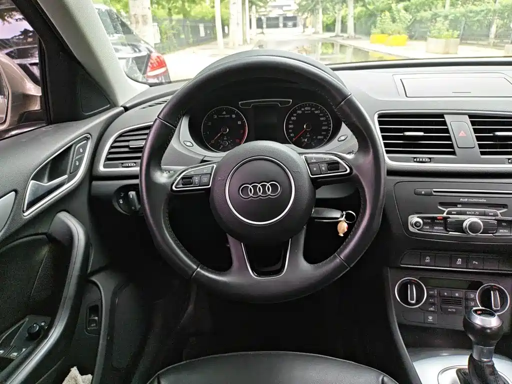 Audi Q3 — миниатюра 3