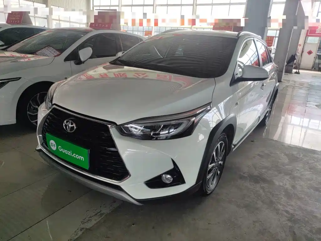 Toyota Yaris L — миниатюра 2