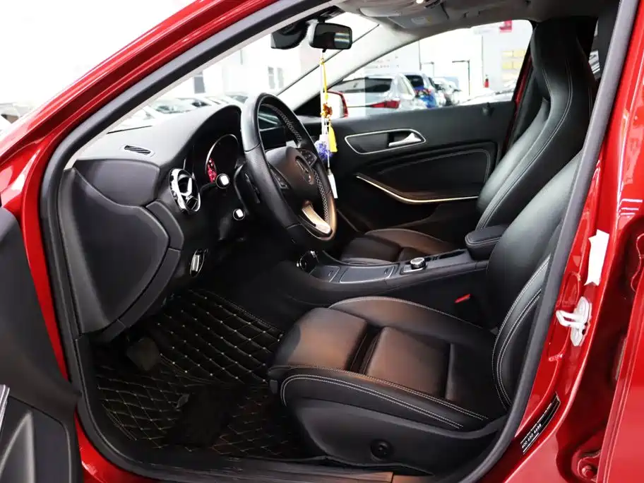 Mercedes-Benz GLA — миниатюра 4